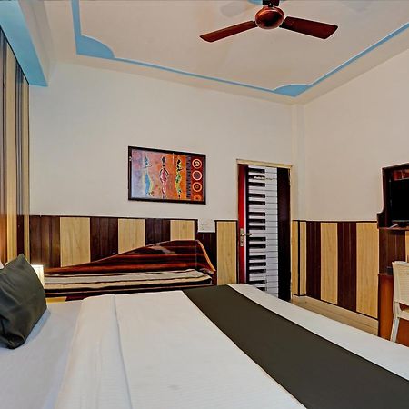 Hotel O Greno House Near Pvr Ansal Plaza Greater Noida Kültér fotó
