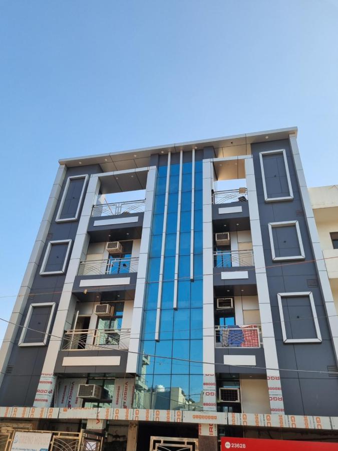 Hotel O Greno House Near Pvr Ansal Plaza Greater Noida Kültér fotó