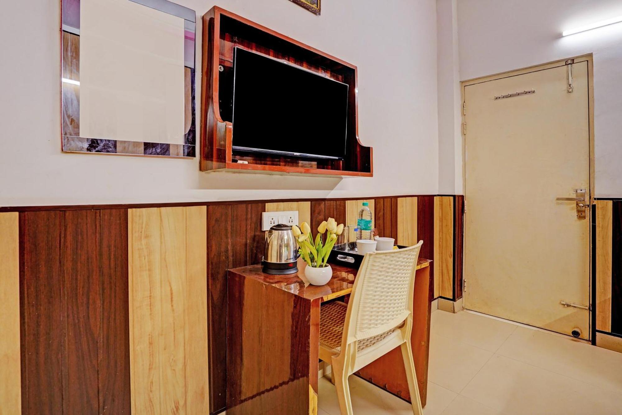 Hotel O Greno House Near Pvr Ansal Plaza Greater Noida Kültér fotó