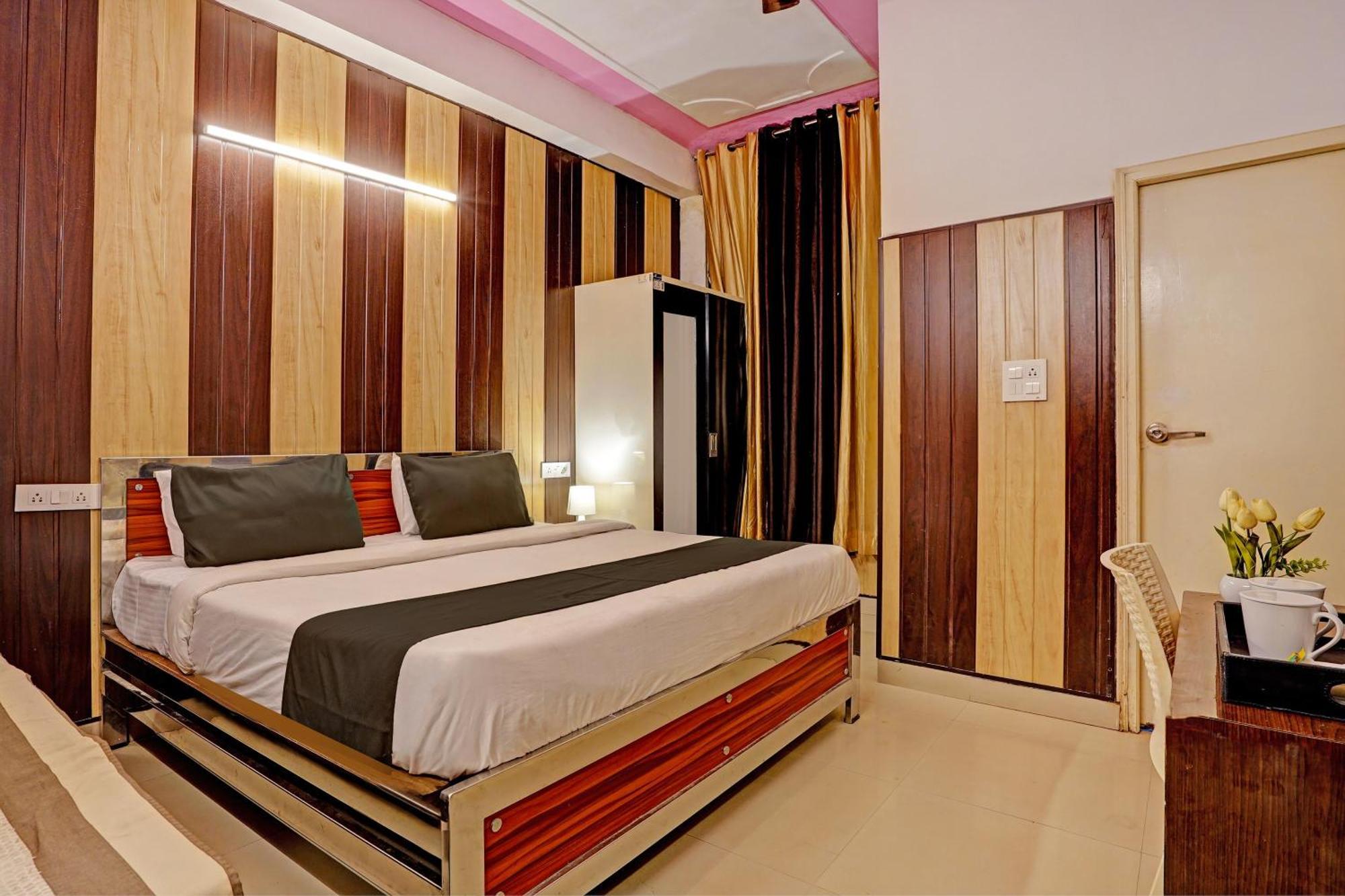 Hotel O Greno House Near Pvr Ansal Plaza Greater Noida Kültér fotó