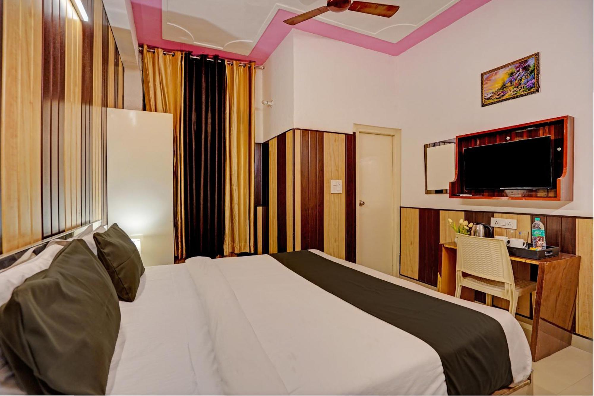 Hotel O Greno House Near Pvr Ansal Plaza Greater Noida Kültér fotó