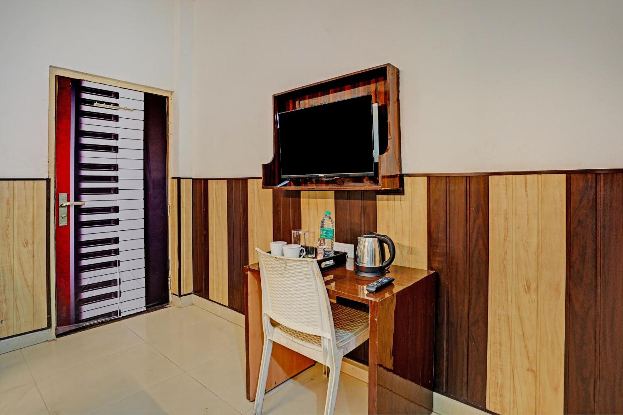 Hotel O Greno House Near Pvr Ansal Plaza Greater Noida Kültér fotó